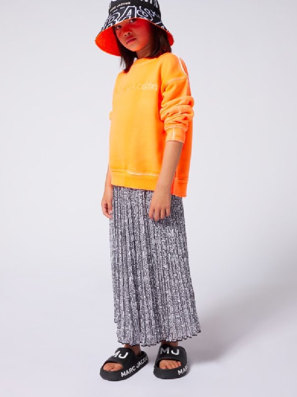 Marc Jacob’s logo pleated maxi skirt